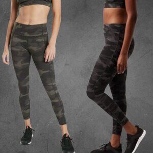 Athleta Green Camo Leggings SP Adjustable Waistband & Zipper Pockets Activewear